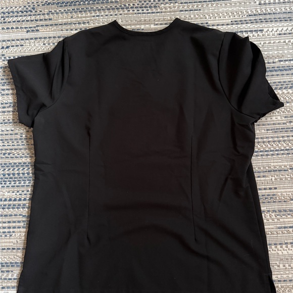 Figs Technical Collection Black Scrub Set XL P Bottoms and XL top - Picture 7 of 7